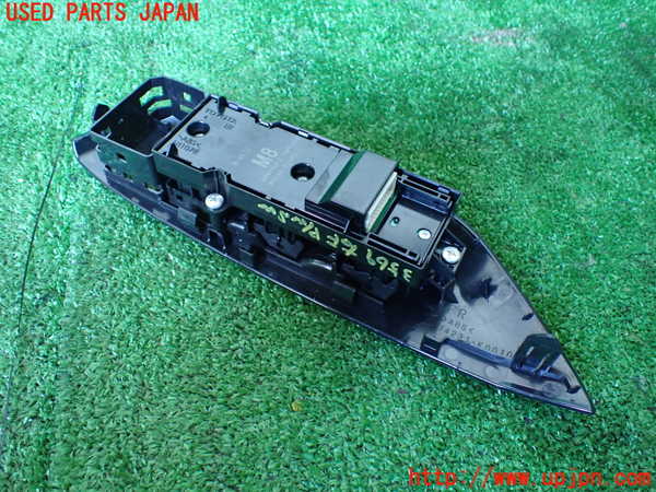 1UPJ-9235696240]ヤリス(YARIS)(MXPA10)右前パワーウィンドウスイッチ 中古_2