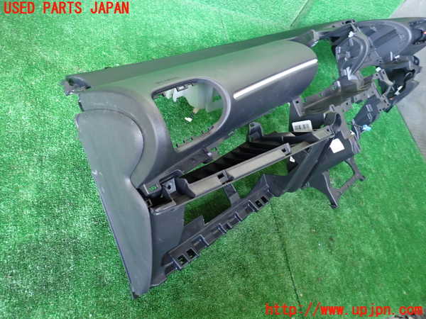 1UPJ-9235697505]ヤリス(YARIS)(MXPA10)ダッシュボード 中古_3