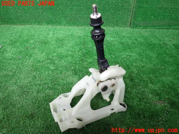 1UPJ-9235697560]ヤリス(YARIS)(MXPA10)MTシフトレバー 中古_2