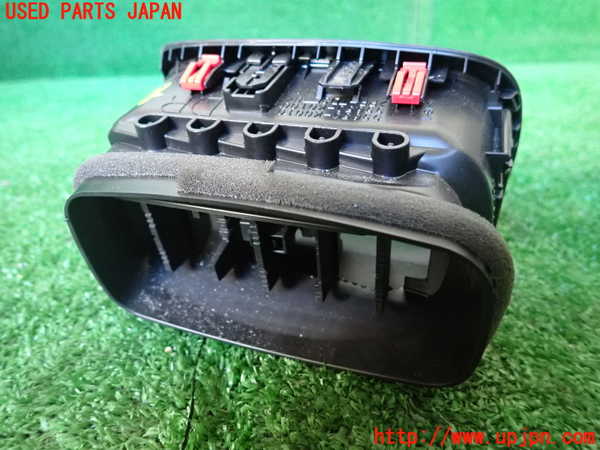 1UPJ-9235697526]ヤリス(YARIS)(MXPA10)エアコン吹き出し口1(右) 中古_2