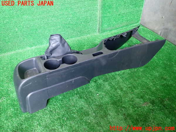 1UPJ-9235697540]ヤリス(YARIS)(MXPA10)センターコンソール 中古_2