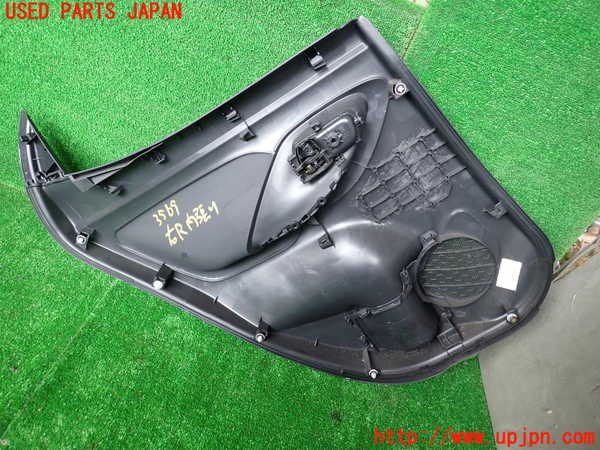 1UPJ-9235691294]ヤリス(YARIS)(MXPA10)右後ドア内張り 中古_3