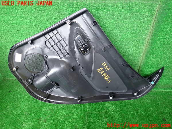 1UPJ-9235691324]ヤリス(YARIS)(MXPA10)左後ドア内張り 中古_3