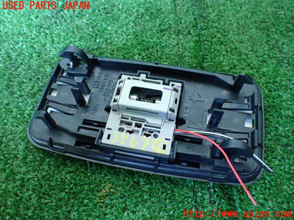 1UPJ-9235696412]ヤリス(YARIS)(MXPA10)ルームランプ2(真中2列目) 中古_2