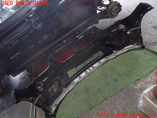 2UPJ-9235701010]BMW X1 F48(HT20)フロントバンパー 中古_4