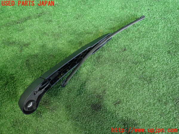 2UPJ-9235701661]BMW X1 F48(HT20)リアワイパーアーム1 中古_2