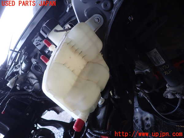2UPJ-9235702410]BMW X1 F48(HT20)ラジエータータンク 中古_2