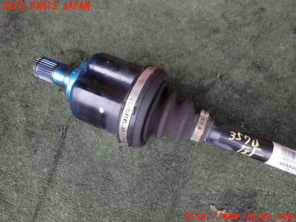 2UPJ-9235704015]BMW X1 F48(HT20)左フロントドライブシャフト 中古_3