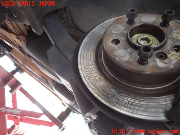 2UPJ-9235704305]BMW X1 F48(HT20)左リアナックルハブ 中古_2