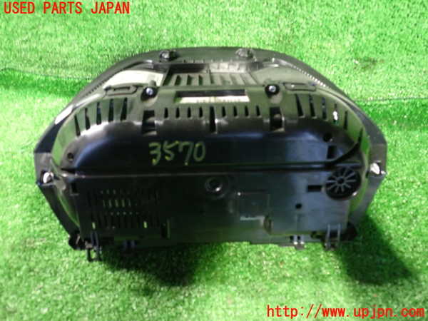 2UPJ-9235706170]BMW X1 F48(HT20)スピードメーター 中古_2