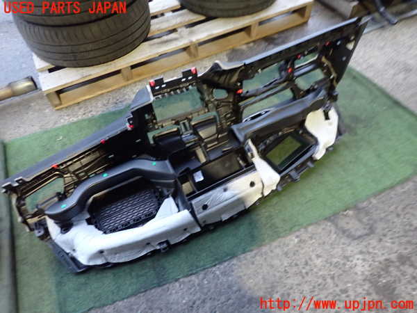 2UPJ-9235707505]BMW X1 F48(HT20)ダッシュボード 中古_3