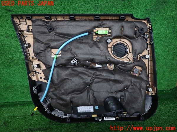 2UPJ-9235701234]BMW X1 F48(HT20)右前ドア内張り 中古_3