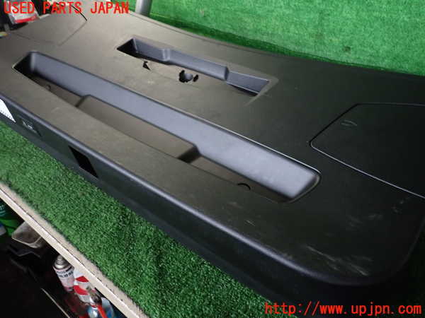 2UPJ-9235701578]BMW X1 F48(HT20)バックドア内張り 中古_2