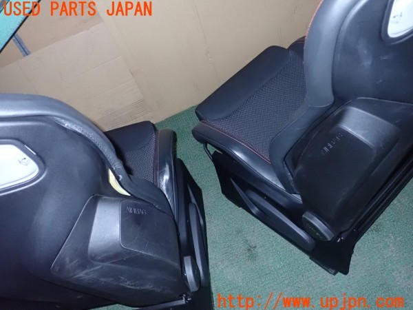 3UPJ=9235710609]ルノー メガーヌR.S.(ルノー・スポール)(DZF4R)純正 RECARO レカロ シートセット 運転席 助手席 レール付き 中古_5
