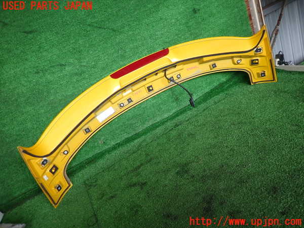 2UPJ-9235711520]ルノー・メガーヌ R.S.(ルノー・スポール)(DZF4R)リアスポイラー 中古_2