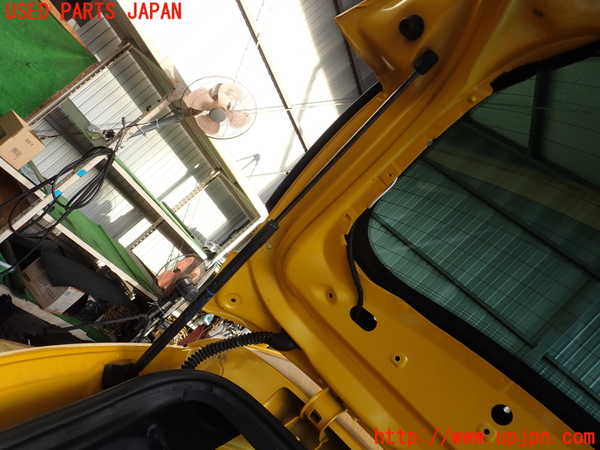 2UPJ-9235711584]ルノー・メガーヌ R.S.(ルノー・スポール)(DZF4R)リアゲートダンパー 中古_2