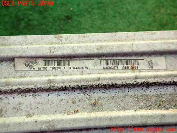 2UPJ-9235712451]ルノー・メガーヌ R.S.(ルノー・スポール)(DZF4R)インタークーラー1 中古_2