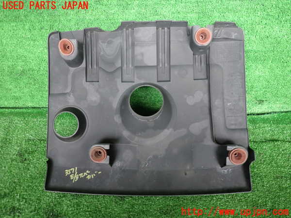 2UPJ-9235712160]ルノー・メガーヌ R.S.(ルノー・スポール)(DZF4R)エンジンアッパーカバー 中古_2