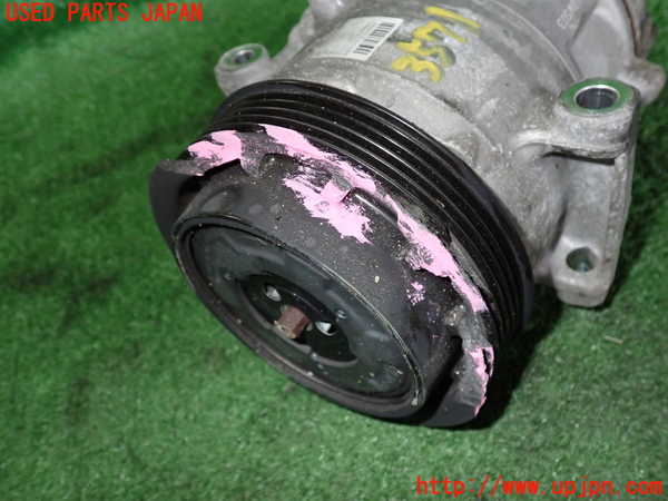 2UPJ-9235716025]ルノー・メガーヌ R.S.(ルノー・スポール)(DZF4R)エアコンコンプレッサー (ジャンク品) 中古_2