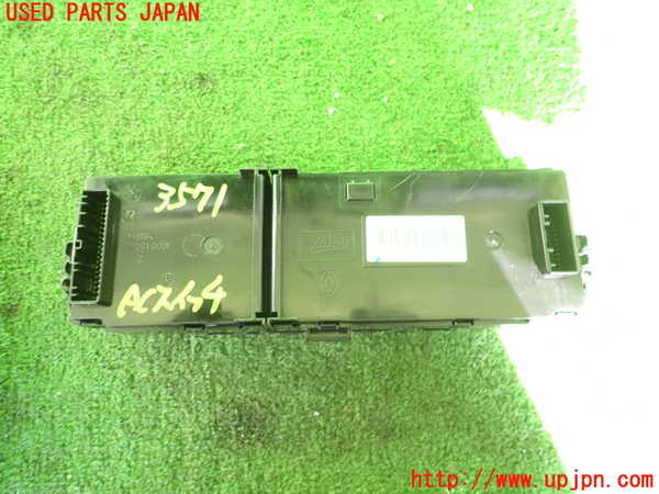 2UPJ-9235716066]ルノー・メガーヌ R.S.(ルノー・スポール)(DZF4R)エアコンスイッチ1 中古_3
