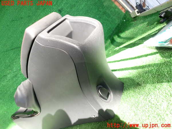 2UPJ-9235717540]ルノー・メガーヌ R.S.(ルノー・スポール)(DZF4R)センターコンソール 中古_5