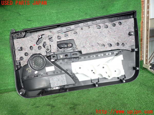 2UPJ-9235711264]ルノー・メガーヌ R.S.(ルノー・スポール)(DZF4R)左ドア内張り 中古_3