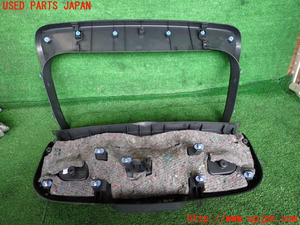 2UPJ-9235711578]ルノー・メガーヌ R.S.(ルノー・スポール)(DZF4R)バックドア内張り 中古_2