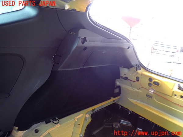 2UPJ-9235717675]ルノー・メガーヌ R.S.(ルノー・スポール)(DZF4R)右リアピラートリム 中古_4