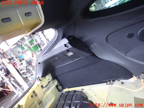 2UPJ-9235717680]ルノー・メガーヌ R.S.(ルノー・スポール)(DZF4R)左リアピラートリム 中古_4