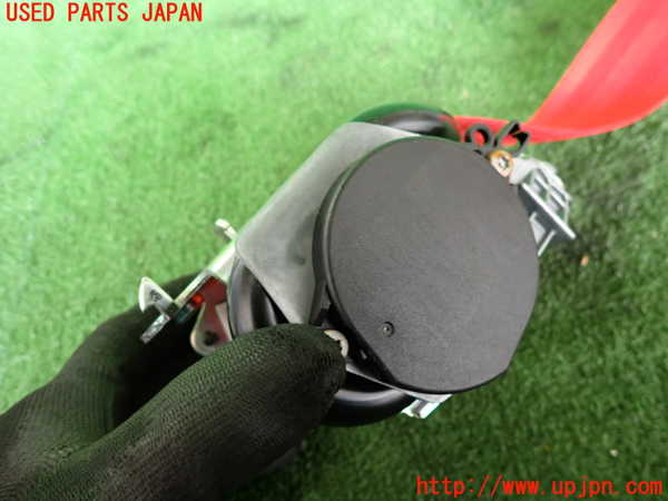 2UPJ-9235717045]ルノー・メガーヌ R.S.(ルノー・スポール)(DZF4R)運転席シートベルト 中古_2