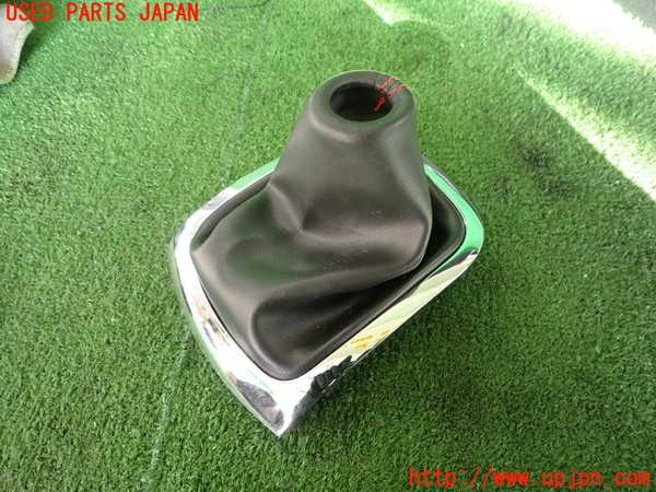 2UPJ-9235717575]ルノー・メガーヌ R.S.(ルノー・スポール)(DZF4R)シフトブーツ 中古_2