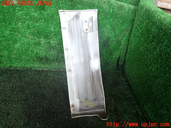 1UPJ-9235721100]デリカ スターワゴン(P25W)右前コーナーパネル 中古_2