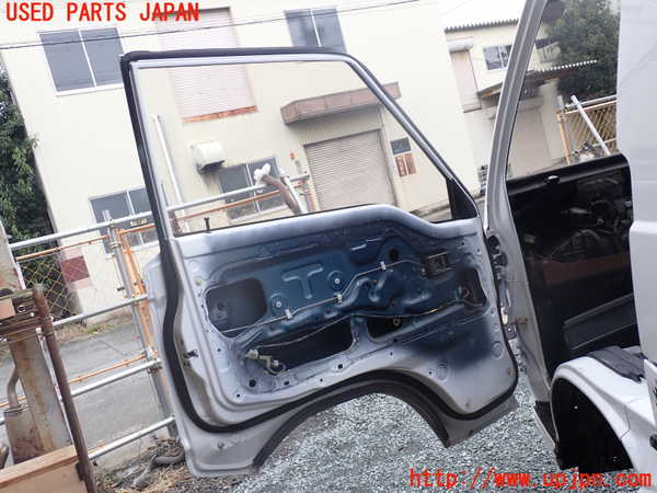 1UPJ-9235721260]デリカ スターワゴン(P25W)左前ドア 中古 ASAHI M283 43R-00033_4