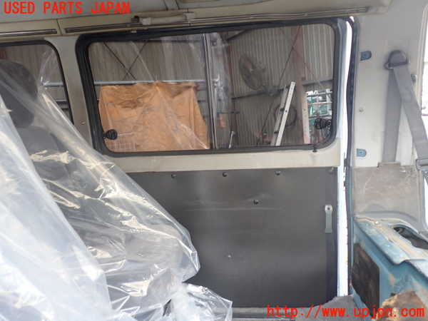 1UPJ-9235721320]デリカ スターワゴン(P25W)左後ドア 中古 ASAHI M2A4 43R-00073_4