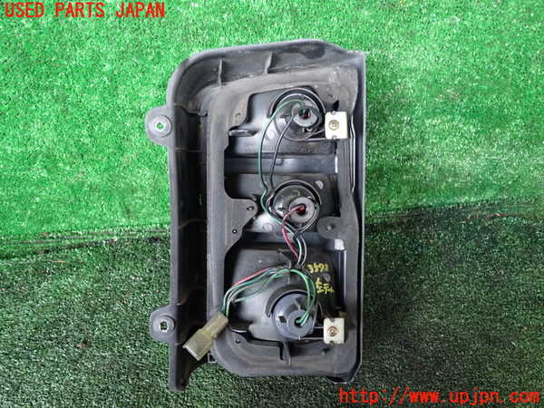 1UPJ-9235721536]デリカ スターワゴン(P25W)左テールランプ 中古_2