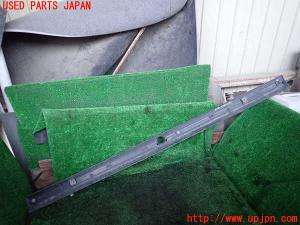 1UPJ-9235721573]デリカ スターワゴン(P25W)バックドアパネル1 中古_2