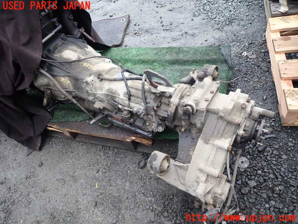 1UPJ-9235723010]デリカ スターワゴン(P25W)ミッション AT 4D56 4WD 中古_2