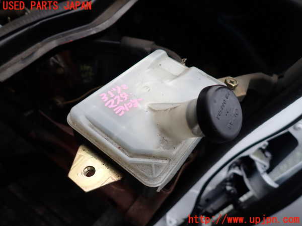 1UPJ-9235724050]デリカ スターワゴン(P25W)ブレーキマスターシリンダー 中古_2