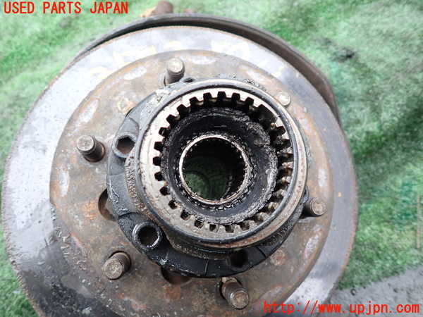 1UPJ-9235724290]デリカ スターワゴン(P25W)右フロントナックルハブ 中古_2