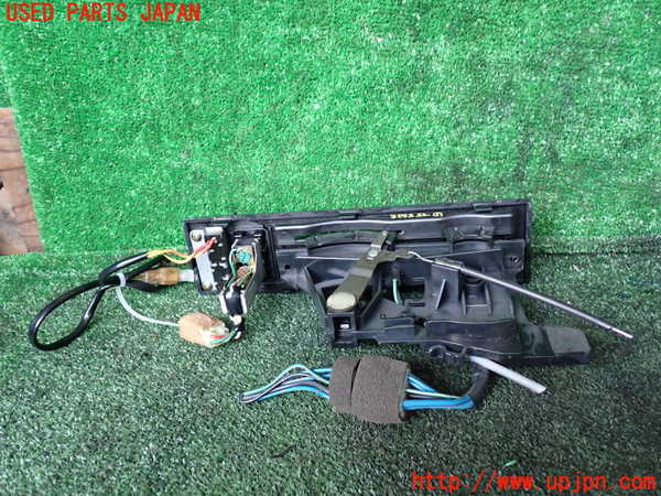 1UPJ-9235726306]デリカ スターワゴン(P25W)スイッチ1(リア空調) 中古_2