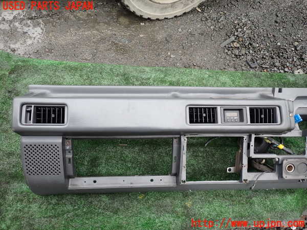 1UPJ-9235727505]デリカ スターワゴン(P25W)ダッシュボード 中古_3