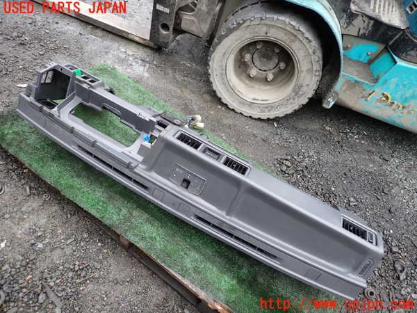 1UPJ-9235727505]デリカ スターワゴン(P25W)ダッシュボード 中古_4