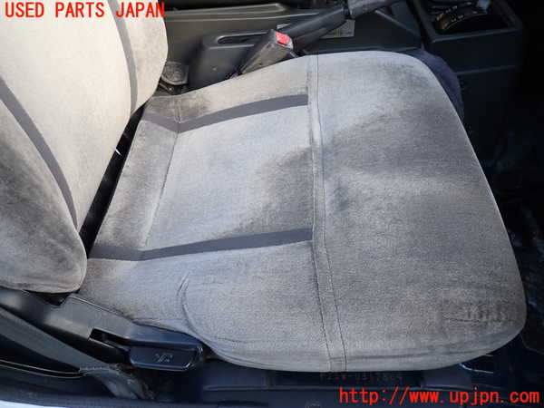 1UPJ-9235727035]デリカ スターワゴン(P25W)運転席シート 中古_3