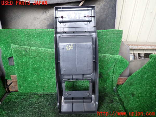1UPJ-9235727540]デリカ スターワゴン(P25W)センターコンソール 中古_2
