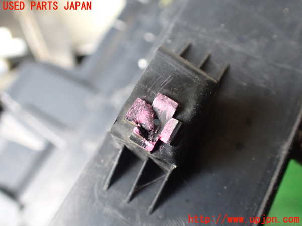 1UPJ-9235731050]パジェロ(V98W)ラジエターグリル 中古_3