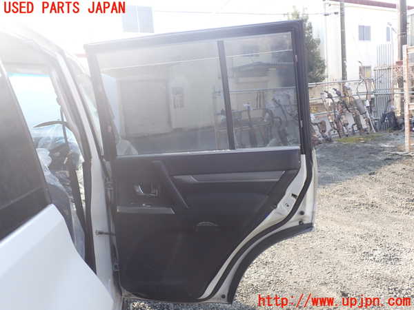 1UPJ-9235731290]パジェロ(V98W)右後ドア 中古(43R-00150 M2L3)_4