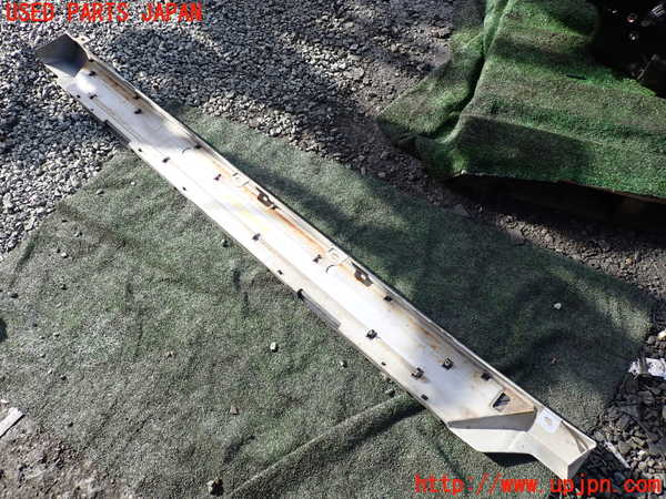 1UPJ-9235731390]パジェロ(V98W)右サイドステップ (ジャンク品) 中古_2