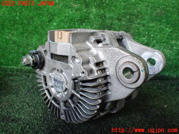 1UPJ-9235736015]パジェロ(V98W)オルタネーター(ダイナモ) 中古_2