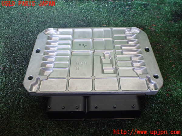 1UPJ-9235736110]パジェロ(V98W)エンジンコンピューター 中古_3