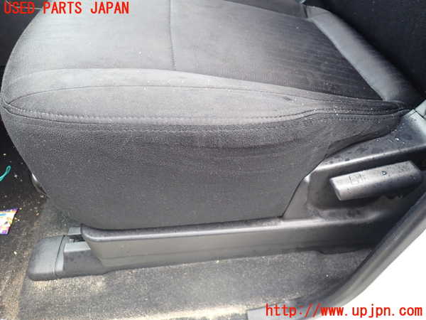 1UPJ-9235737065]パジェロ(V98W)助手席シート 中古_4